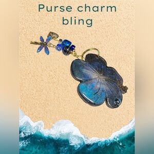 🌺Gorgeous keychain/purse bling Hawaiian flower in Navy with charms/beads